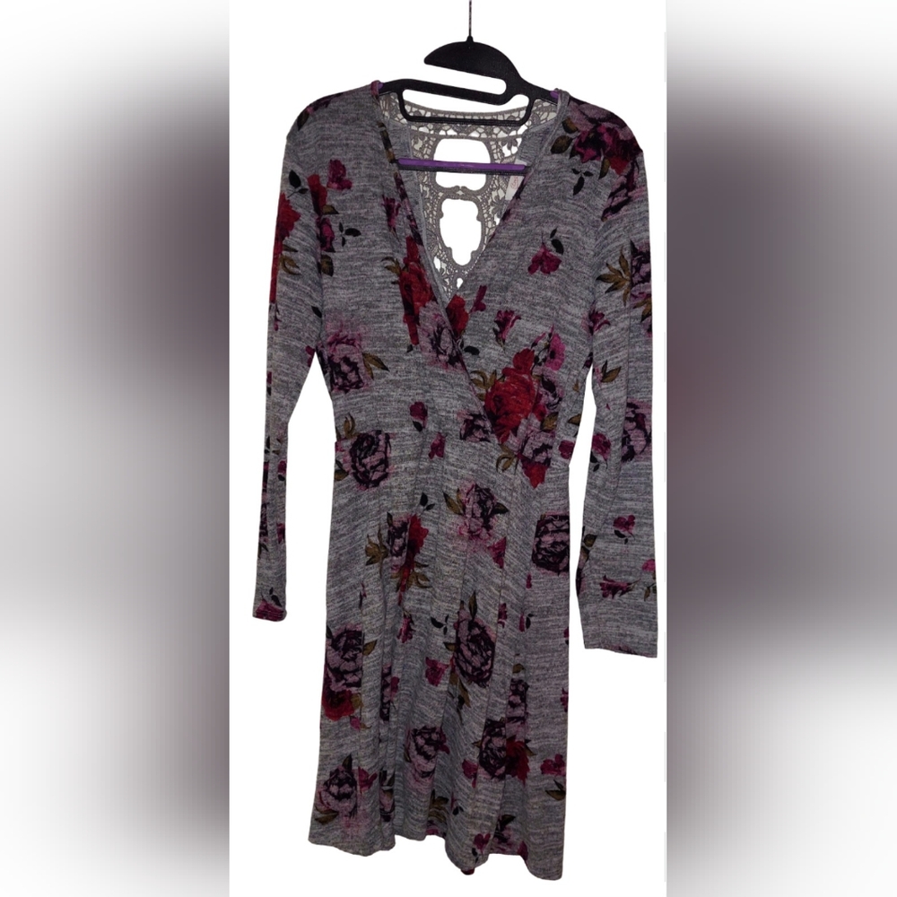 Candies Lace Back Wrap Dress Gray Floral Size L